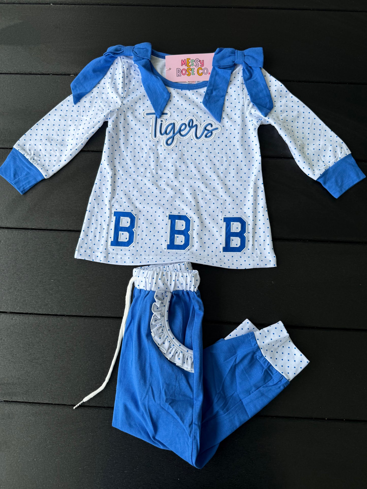 Tiger Fall Spirit Girls Jogger Set